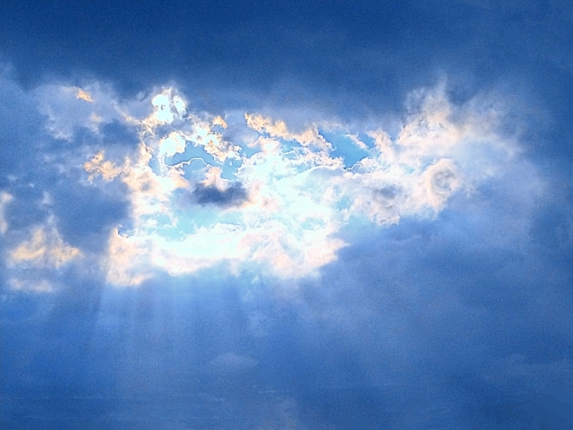 思考は現実化する　引き寄せの法則　現実を変える　